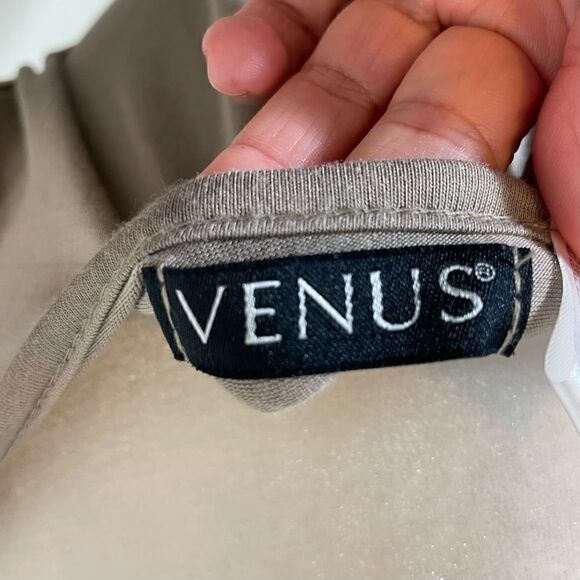 VENUS DRESS - Picture 9 of 10